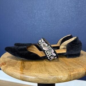 Bettye Muller Sundance “Jamisen” Velvet Embroidered Flats | Size 6.5